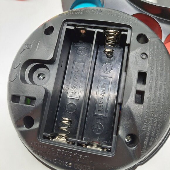 Simon Sorry! Game Replacement Simon Tokens Only Tested Works - Picture 3 of 5